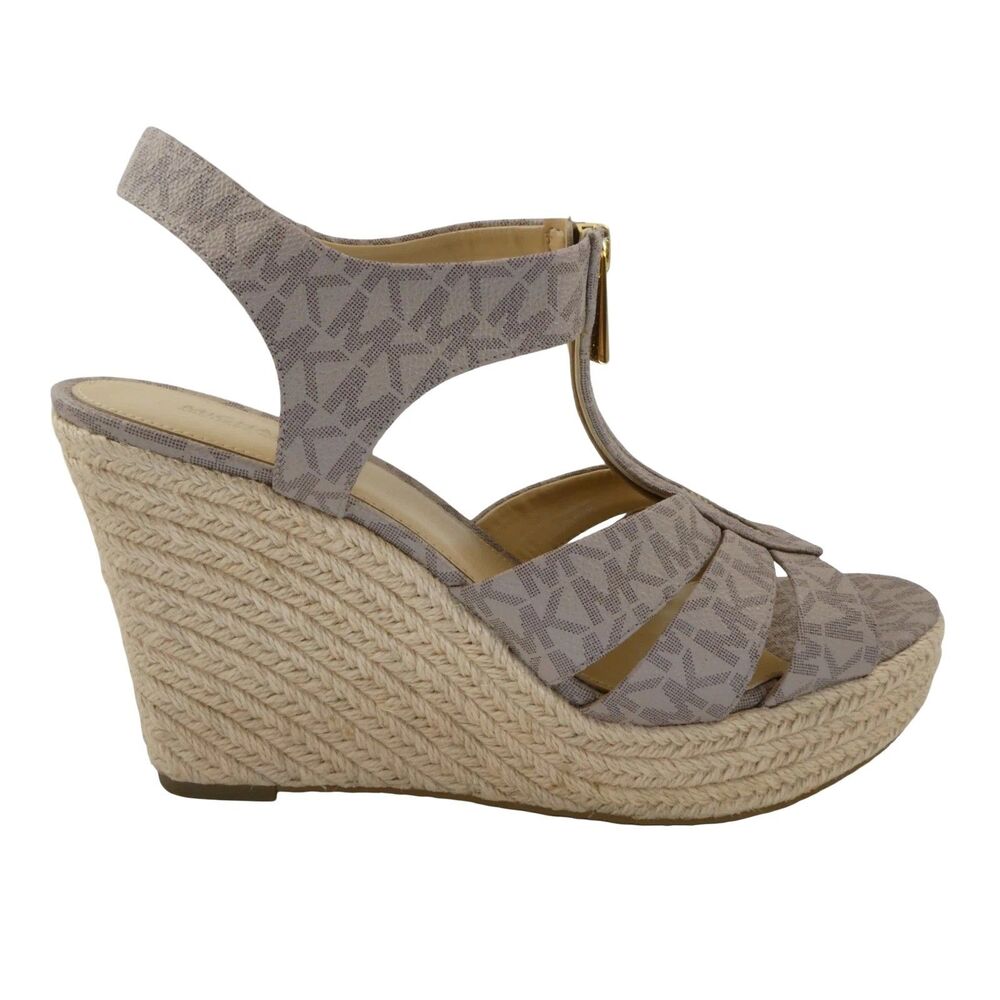 Michael Kors Women's US Size 10 M Vanilla White Wedge Sandals Signature Damita